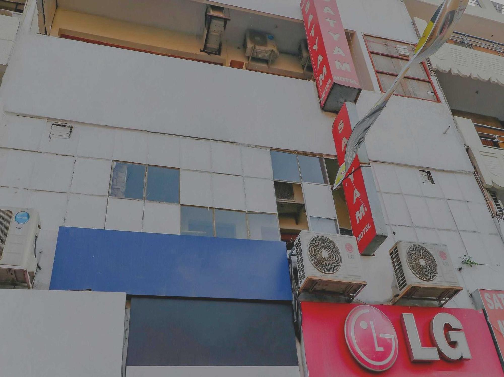 Hotel O Sameer Residency Chandīgarh Eksteriør billede